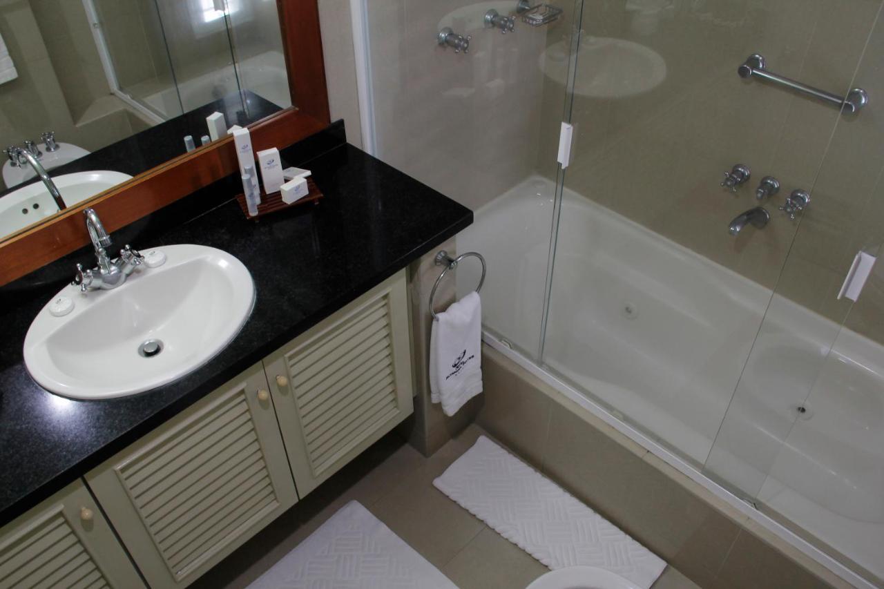 קראקס Hotel Altamira Suites מראה חיצוני תמונה